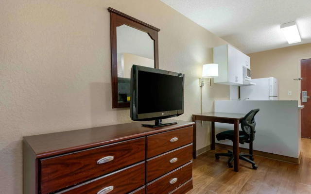 Extended Stay America Select Suites - Jacksonville - Lenoir Avenue East