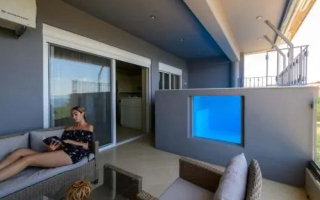 Paliochora Apartments