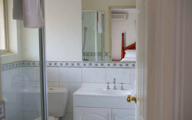 Sanctuary House Healesville Motel