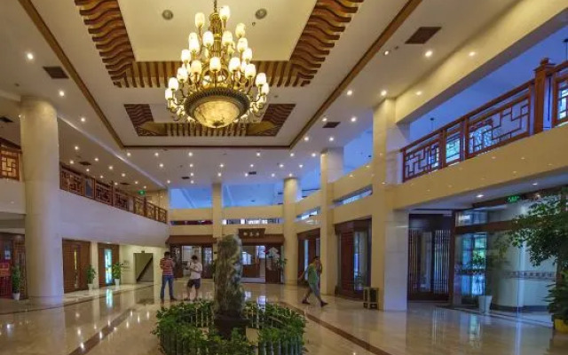 Tanfeng Hot Spring Resort