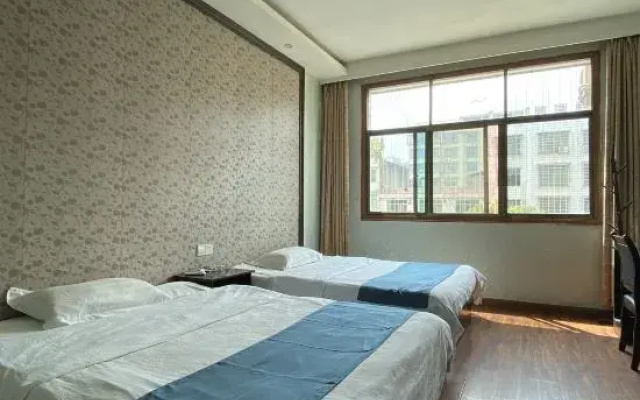 Qianxun Hotel