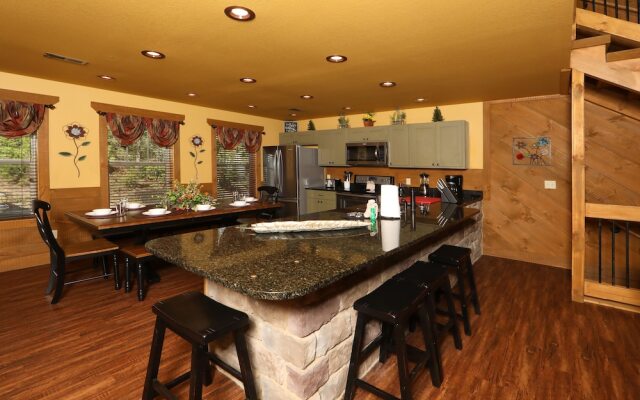 Dive Right In - Four Bedroom Chalet