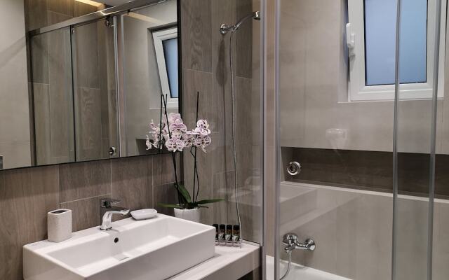 Andrews Luxury Residence