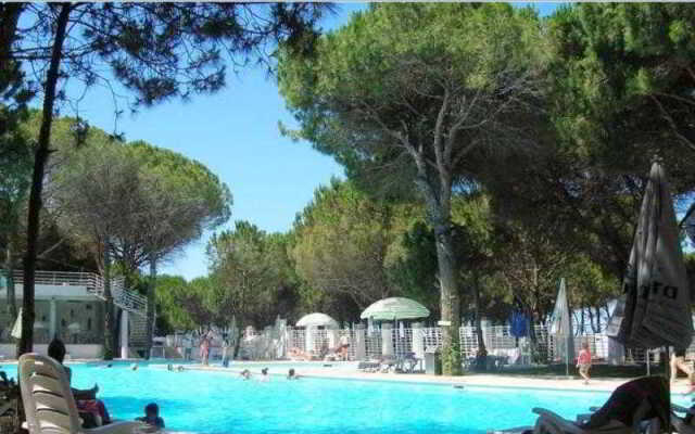 Marea Resort