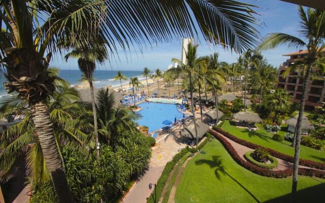 Torres Mazatlan Condominiums