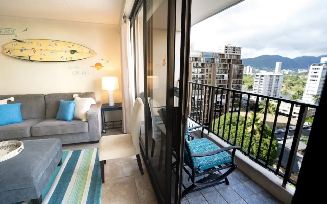 Tower 2 Suite 1207 1 Bedroom Condo