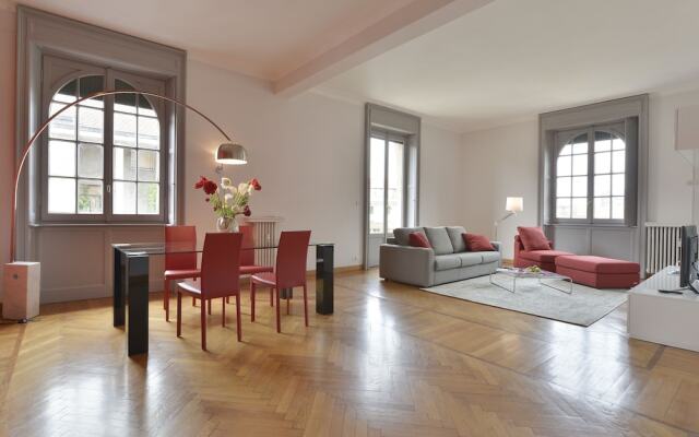 Porta Romana Apartment