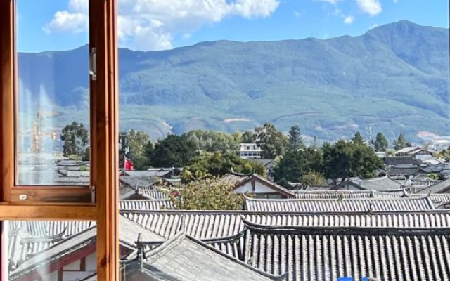 Yijian Yunkuan · Beyond Streams & Hills｜Laid‑back Days Panoramic Private‑Tub Retreat (Sifang Street) – Outside – Lijiang