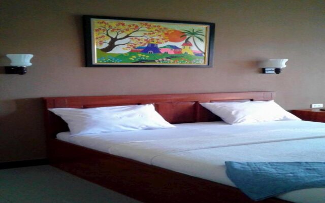 Tamado Cottages