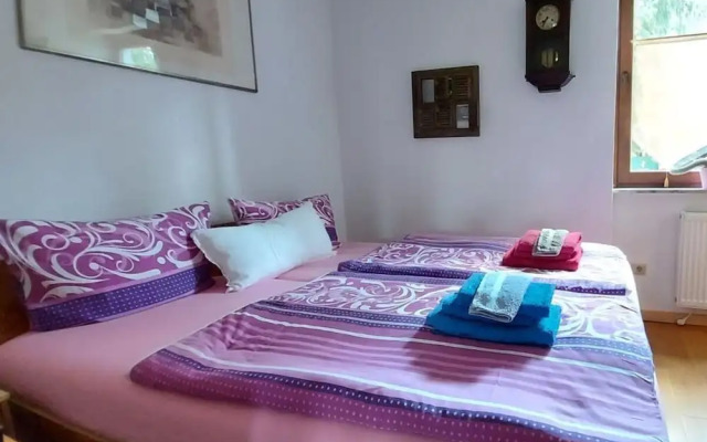 Salmagundi Comfortable Holiday Residence