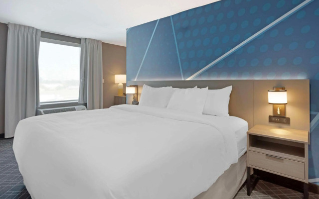 Comfort Inn & Suites US-60