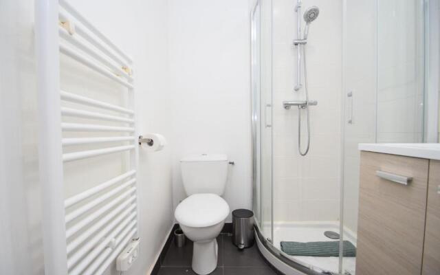 Appartement cosy 2 pers vue mer balcon hyper centre Dinard