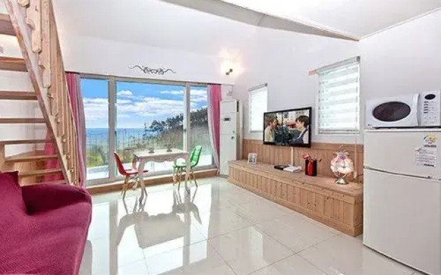 Taean Gomseom Paradise Pension