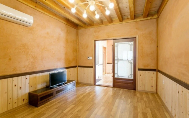 Gyeongju Hanok Kkotjam Pension