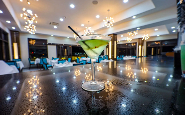 Comfort Inn & Suites Tobago