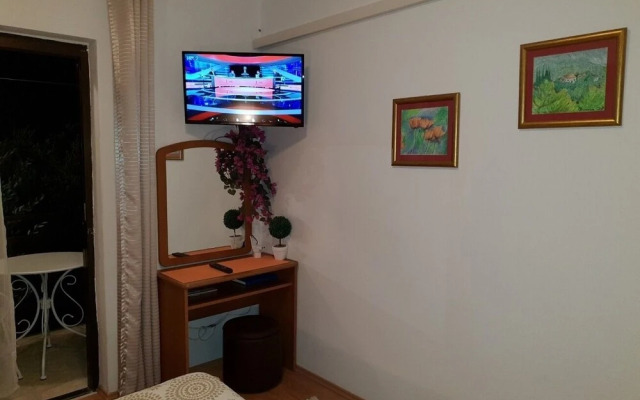 Goge - 90 m From the Beach - A1