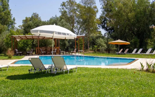 Tellis Holiday Rooms