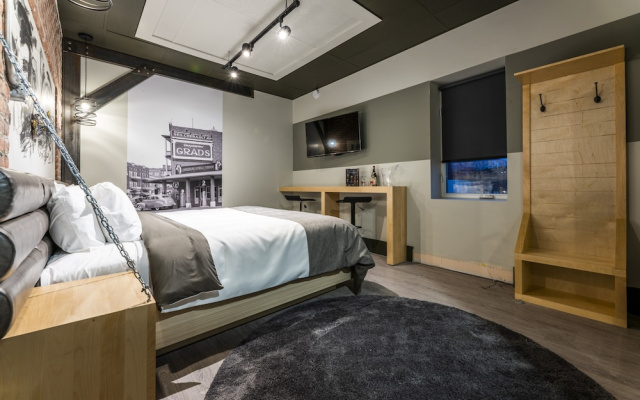 La Suite Hotel