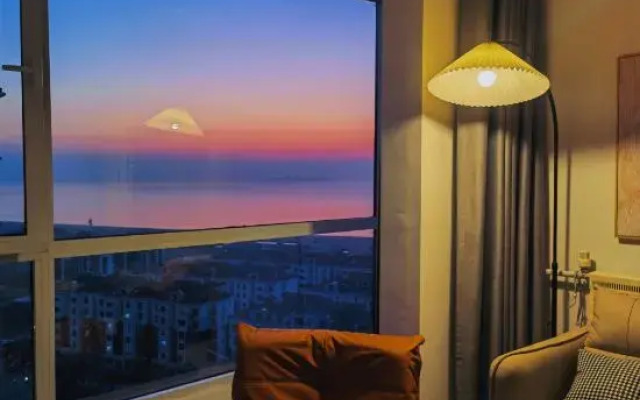 Deep Blue 1996 Seaview Apartment (Qingdao Golden Beach Branch)