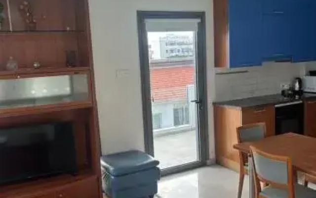 Alex Residence 103