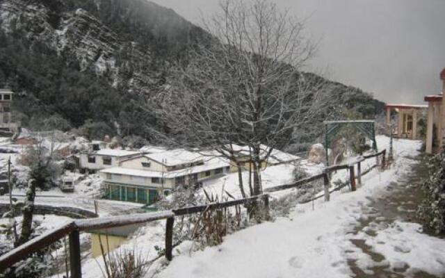 Janardan Homestay Nainital