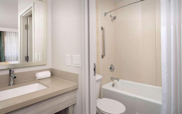 Quality Inn Atlantic Beach - Mayo Clinic Jax Area