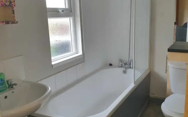 Comfortable Homestay in Stoke