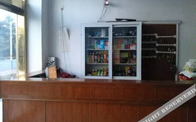 Rushan Hailv Hostel