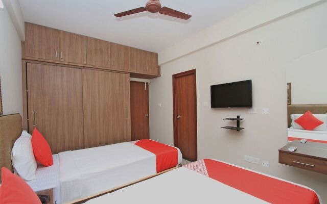 OYO 10379 Hotel Varcity Sapphire