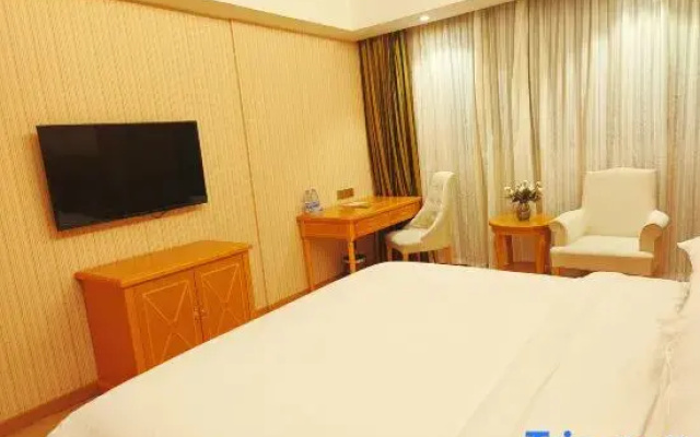 Vienna Hotel (Yanghe New District Suqian)