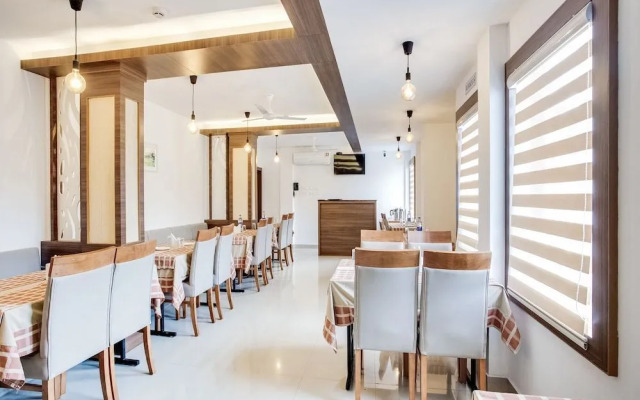 Hotel Midhuna International by OYO Rooms