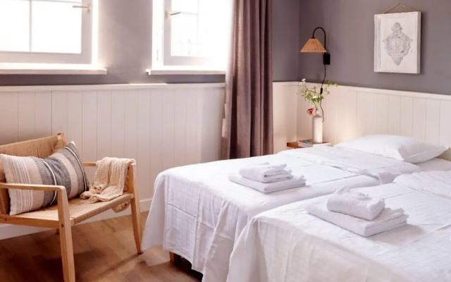 Holiday Home in Baarlo With Wood-fired Hot Tub