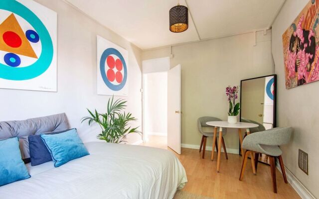 One Bedroom Apartment