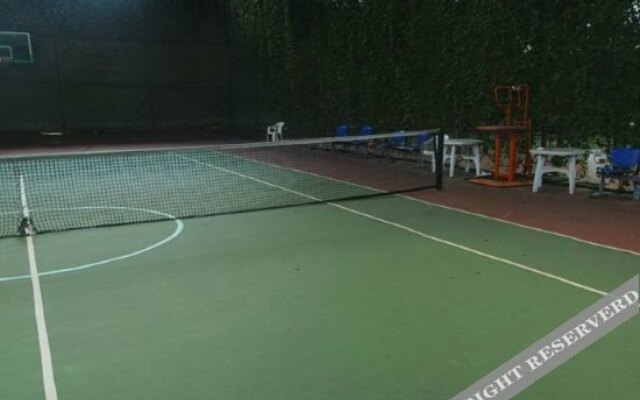 Yijing Garden Resort & Spa Hotel