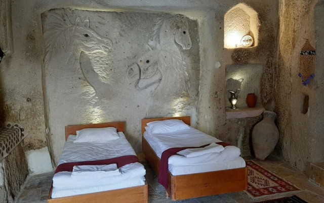 Aziz Cave Hotel