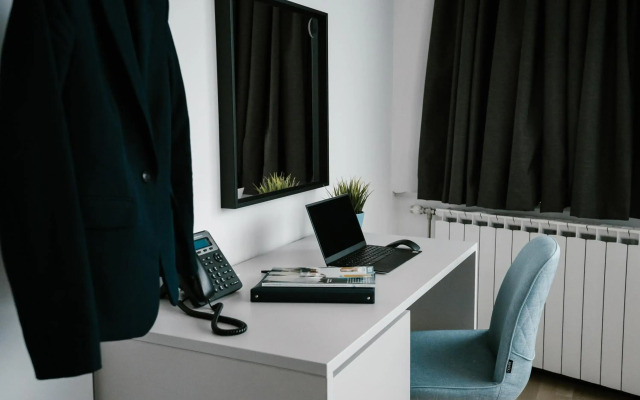 Hotel Blue