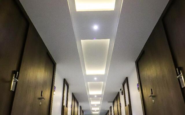 Hotel Delite Palladium
