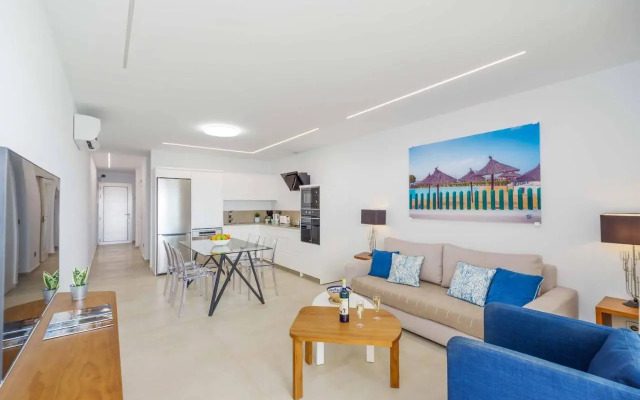 Marina Suite Villa Azul