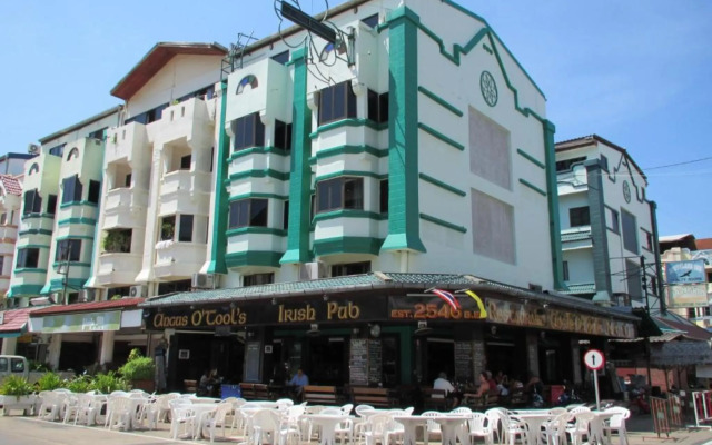 Angus O'Tool's Irish Pub Guesthouse