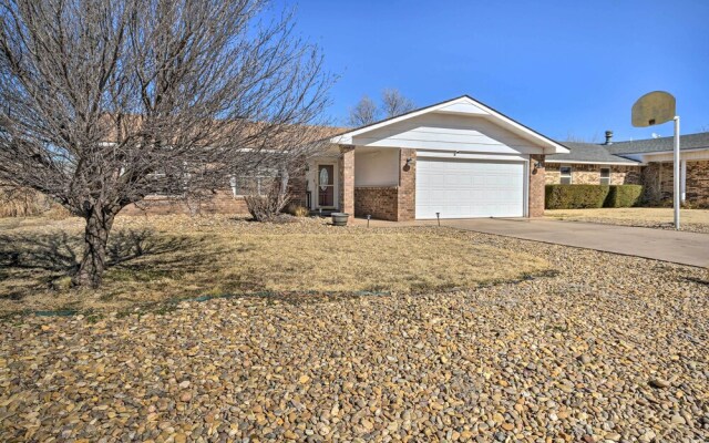 Charming Clovis Home w/ Covered Patio!