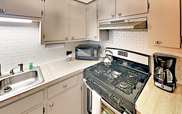 Beaver Duplex Unit B - 2 Br Duplex