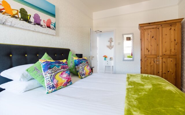 Ar Lan y Mor Seaside Apartment