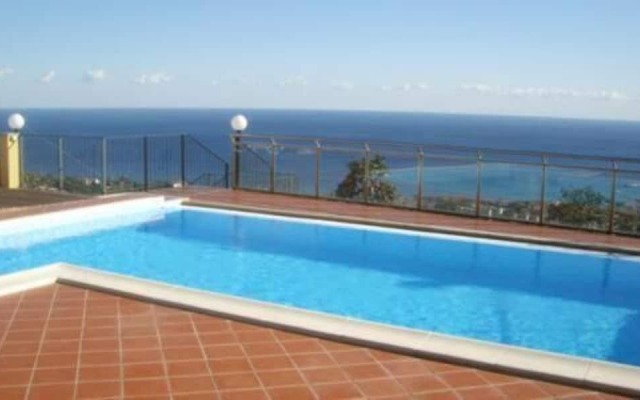 Casa Vacanze Santi