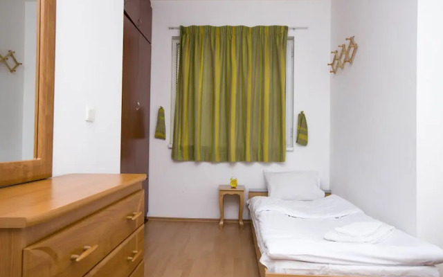 Stay Inn on Aram Str. 70