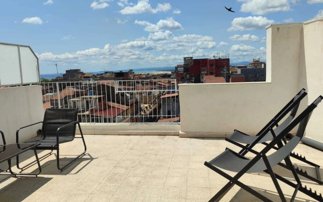 Panoramic 3-bed Apartment in Catania City