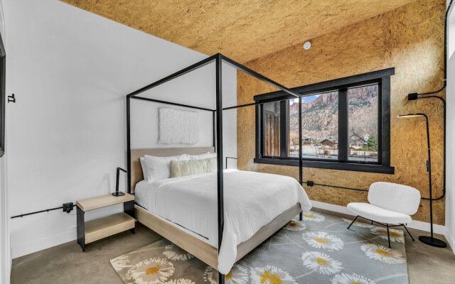Canyon Casitas at Zion