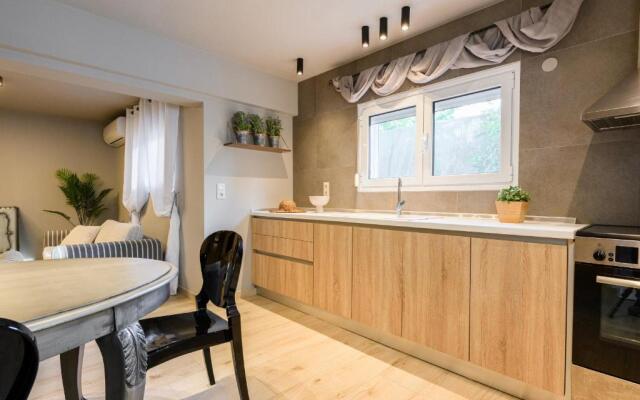 Louloudis Apartment