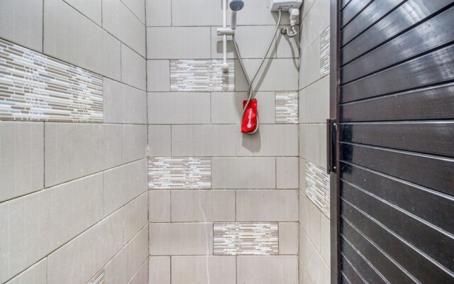 Sugeng Rawuh Aliya Hostel by RedDoorz