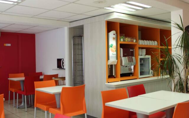 Premiere Classe Orange