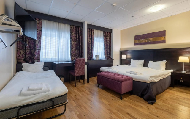 Solna Park & Hotel